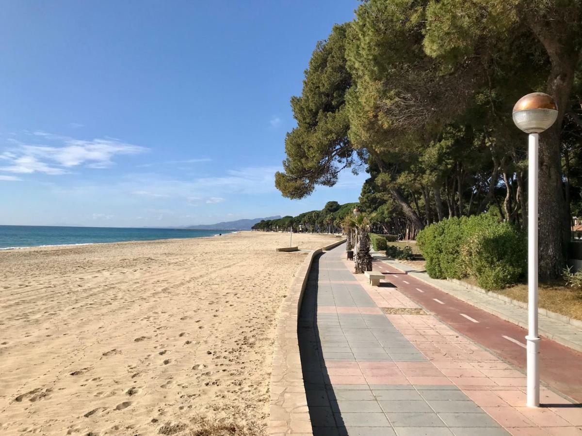 Residencia Beach Cambrils Exterior photo